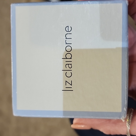 Bundle- Jewelery Inc Liz Claiborne Stunning Broach, Resting Beach Face & More - Picture 3 of 10